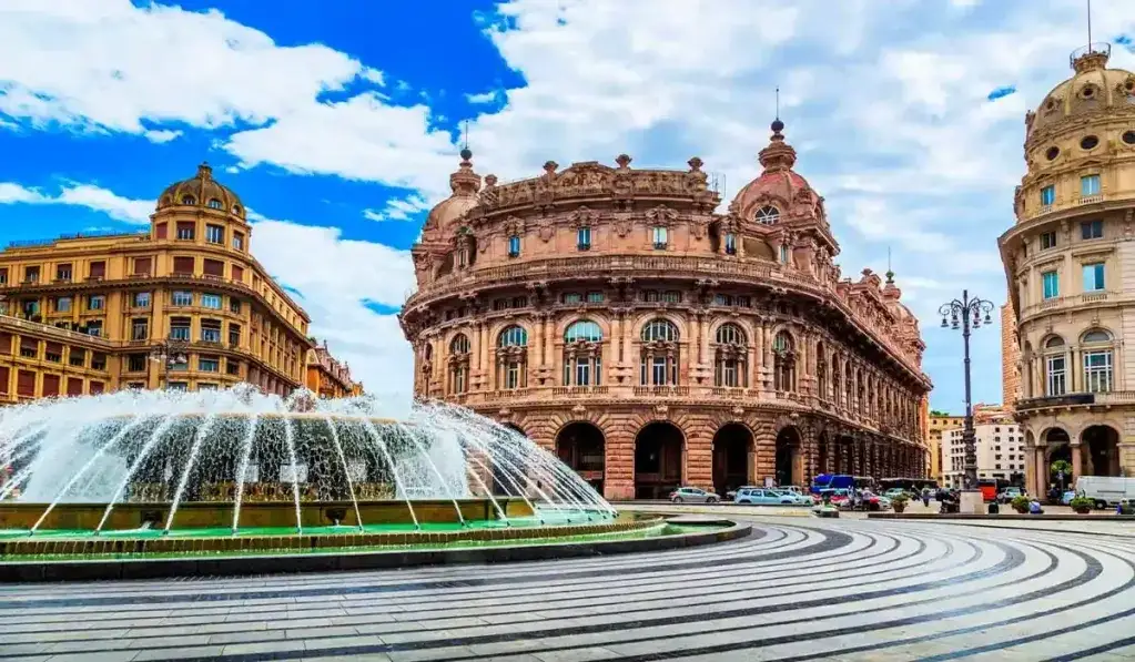 Historisch centrum en Ligurische waterkant van Genua in Italië