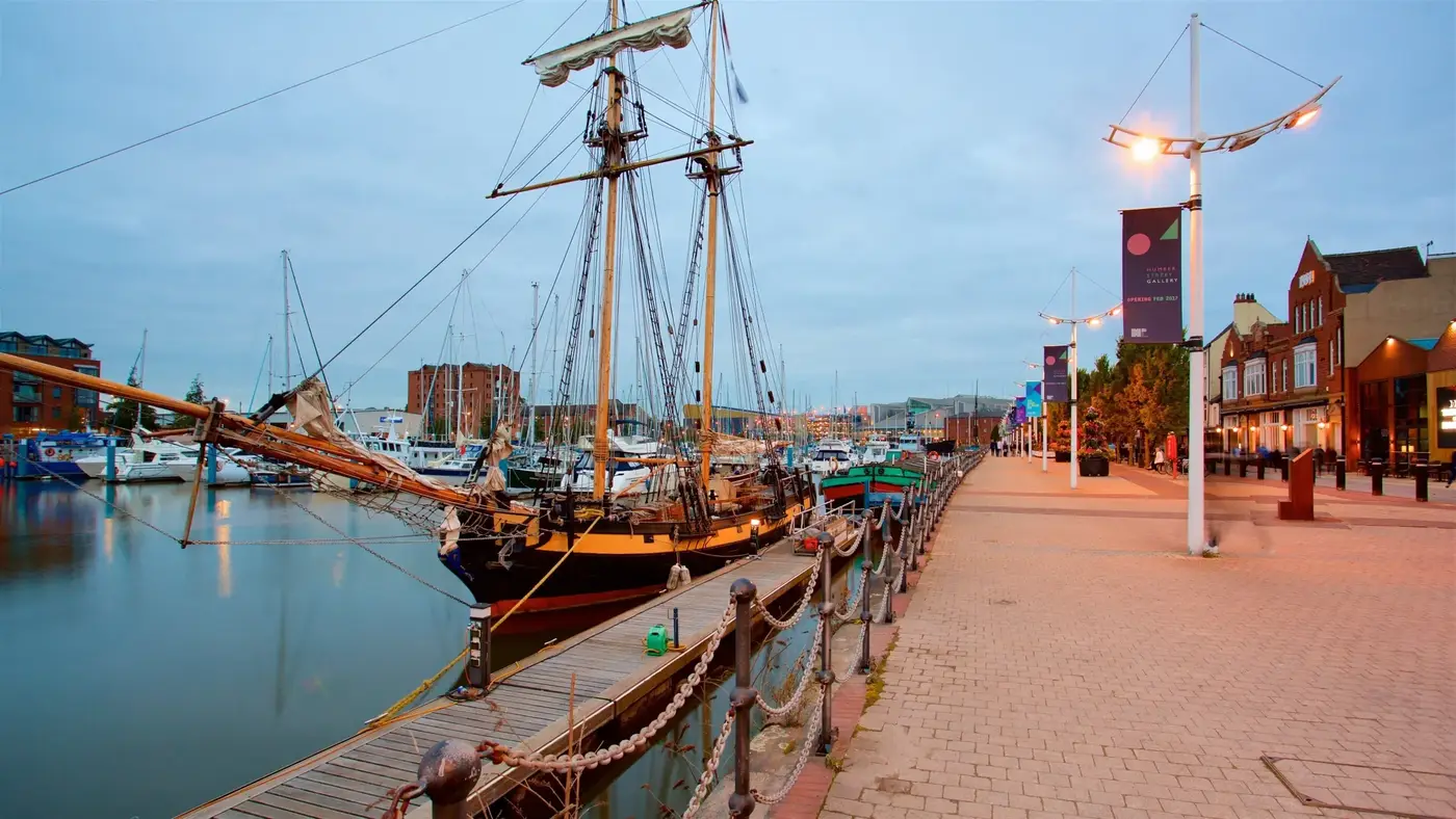 Hull Marina, historische waterkant en stadscentrum in Oost Yorkshire