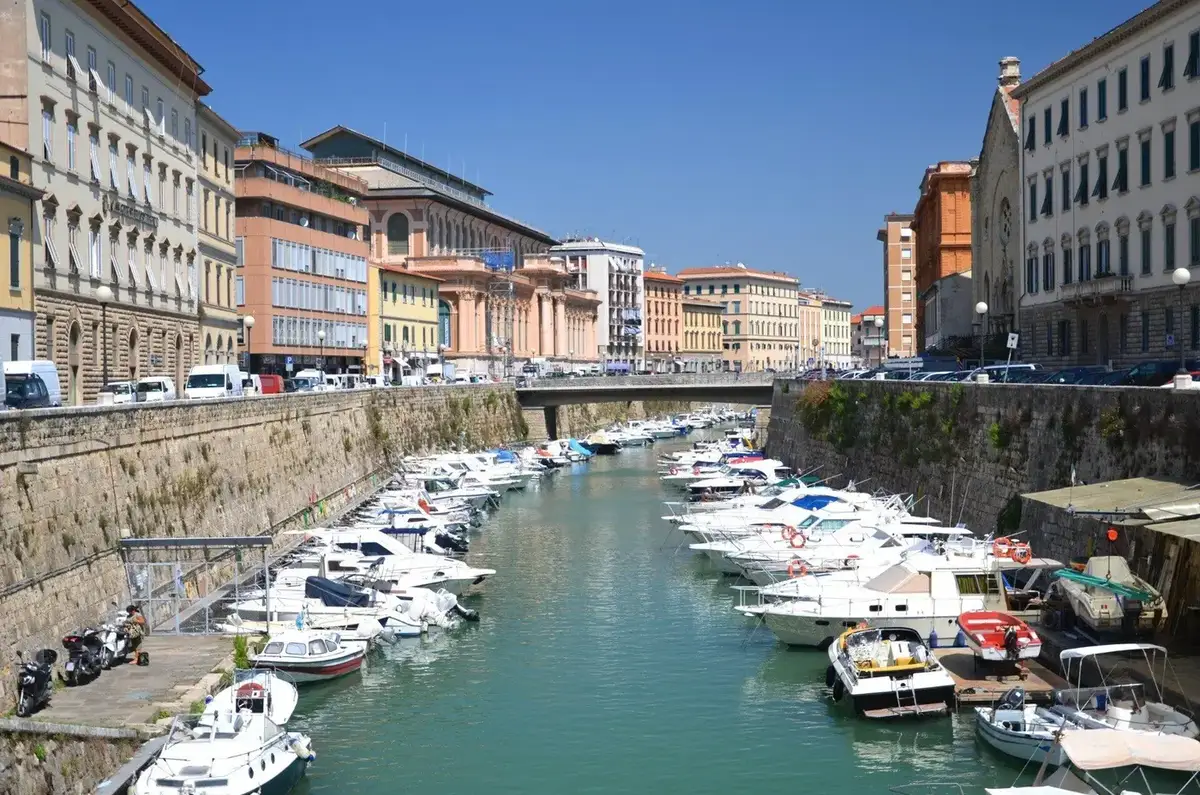 Veerbootbestemming Livorno in Italië