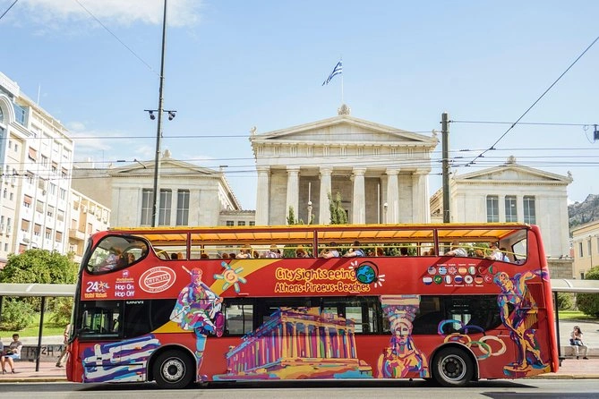 Piraeus waterkant, jachthavens en trekpleisters