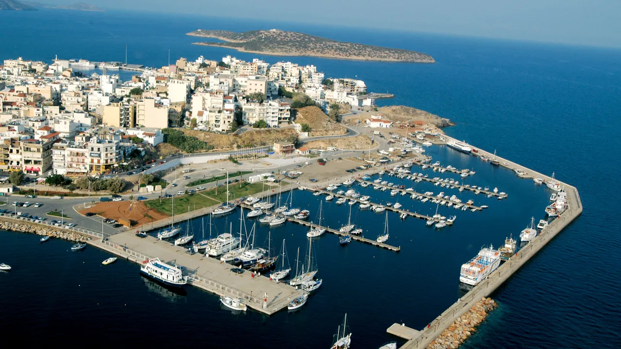 Veerbootbestemming Agios Nikolaos, Zakynthos in Griekenland