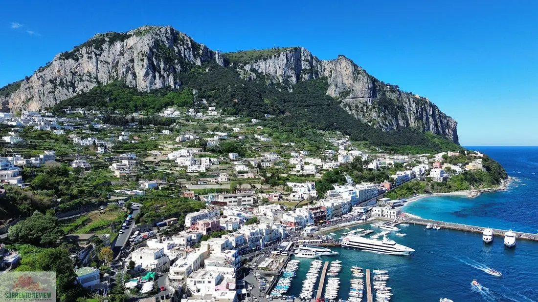 Veerbootbestemming Capri in Italië