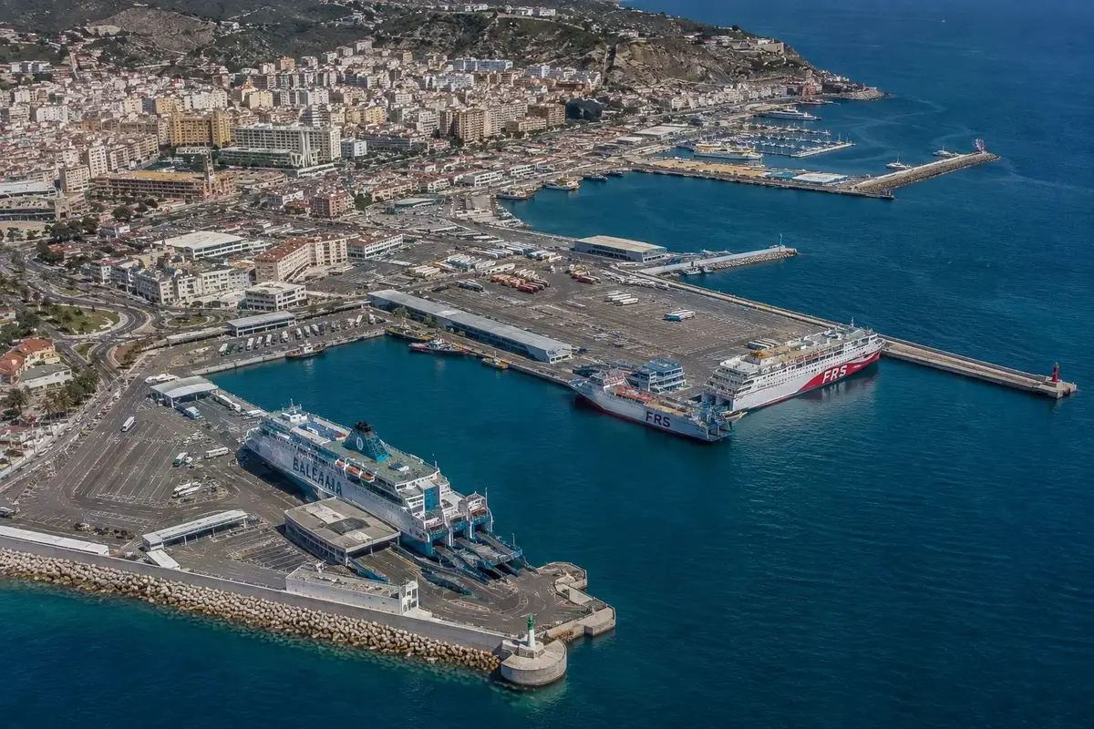 Ceuta passagiersveerboothaven op de Noord-Afrikaanse kust van Spanje