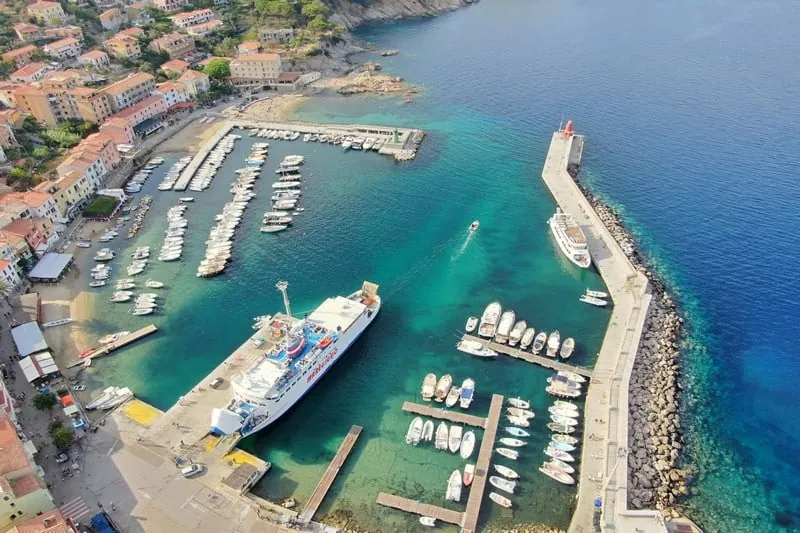 Veerbootbestemming Giannutri in Italië