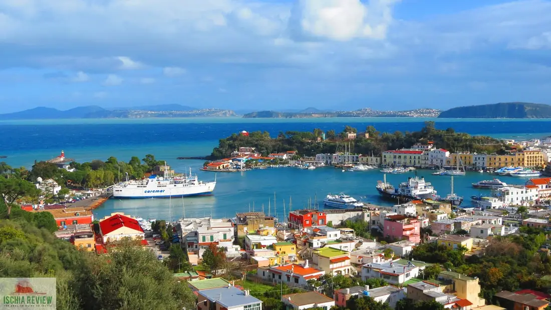 Veerbootbestemming Ischia in Italië
