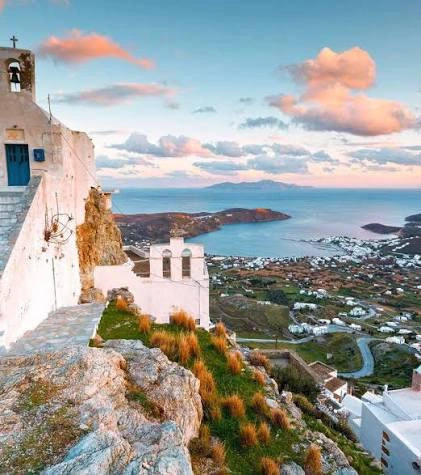 Veerbootbestemming Serifos in Griekenland