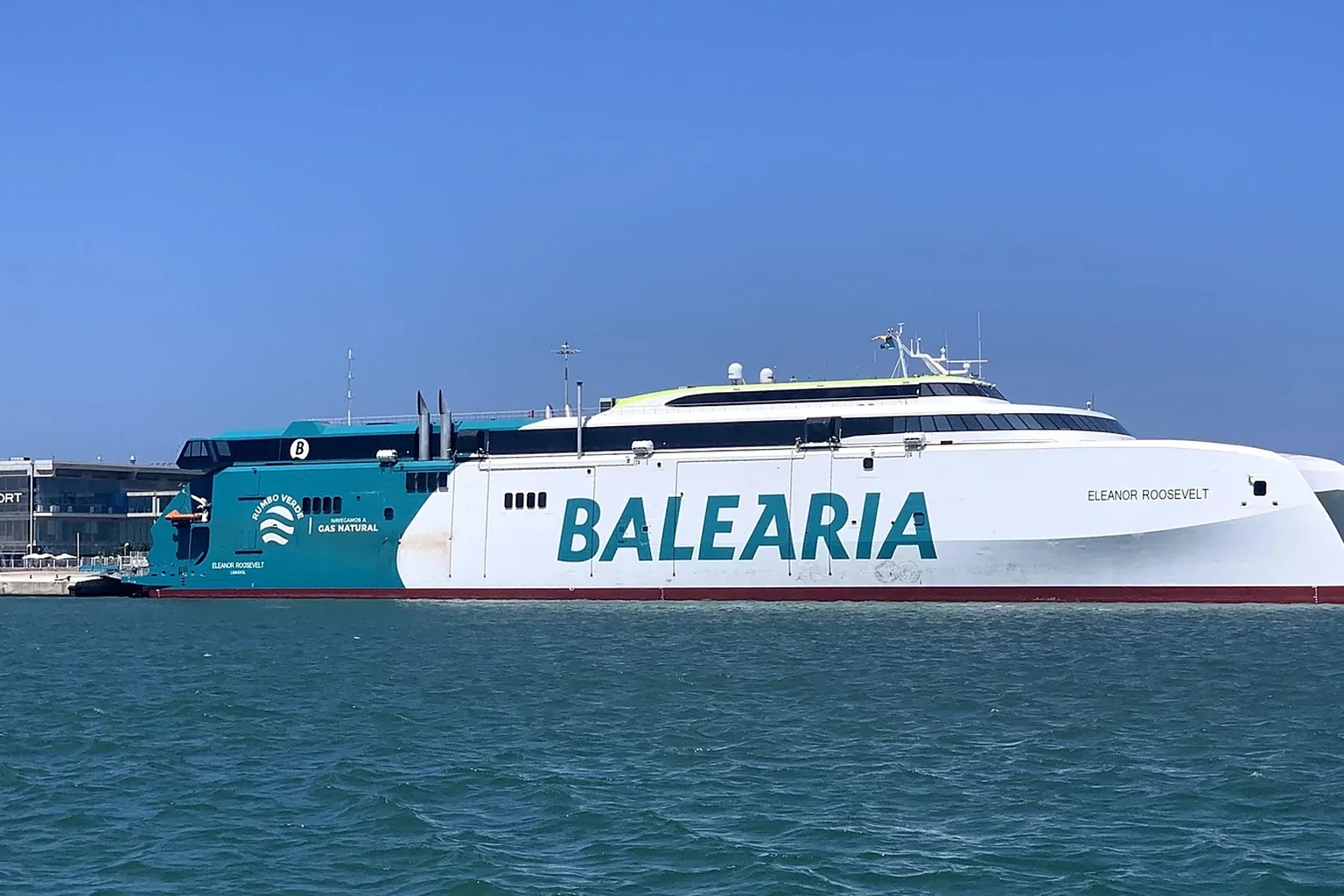 Baleària passagiers- en autoveerboot