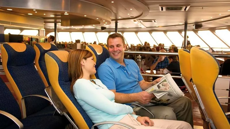 Horizon Lounge aan boord van Condor Voyager
