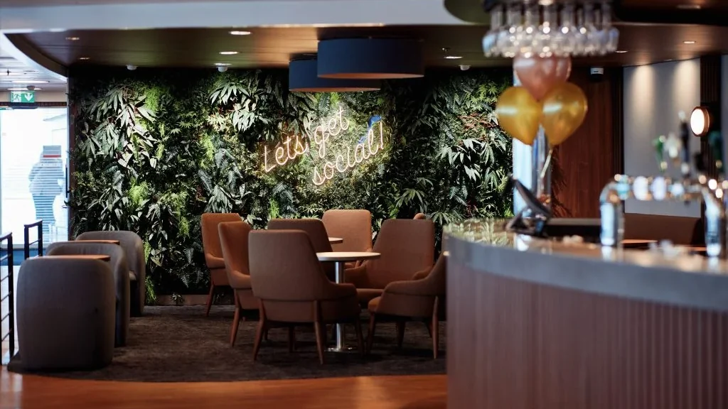 Social Café aan boord van Stena Britannica