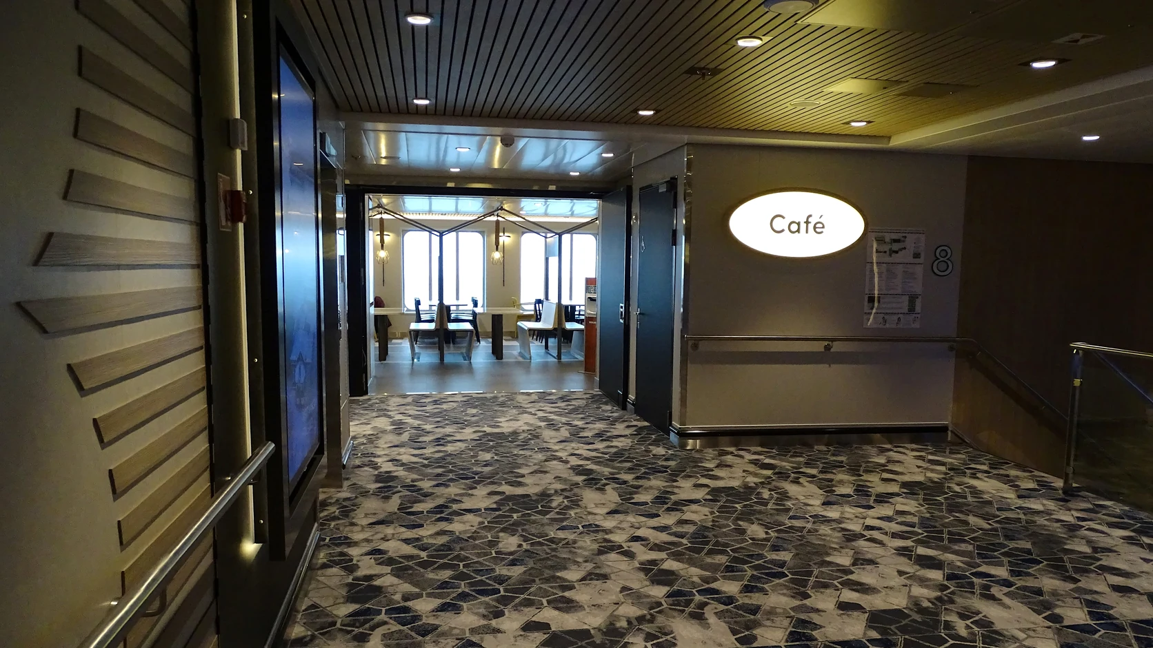 Cafégedeelte aan boord van Aurora Botnia