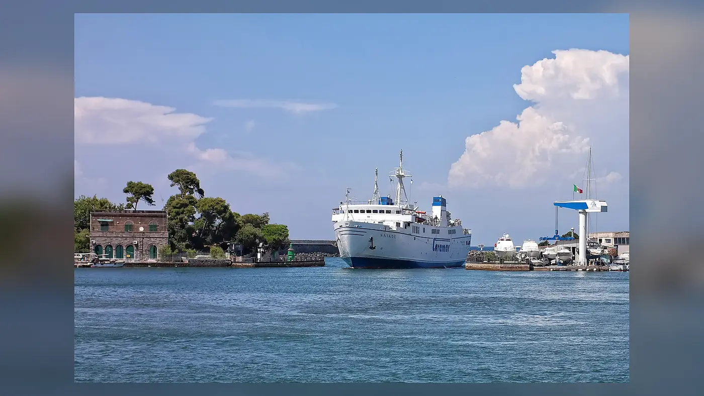 Caremar veerboot